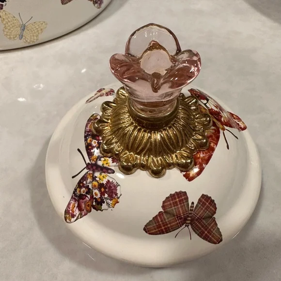 MacKenzie-Childs Butterfly Garden 3 quart Tea Kettle (Never used!) - Picture 9 of 16